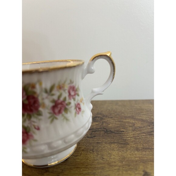 Vtg Rosina Queens Fine Bone China Tea Cup And Saucer Queens Roses Cottagecore - Picture 4 of 16
